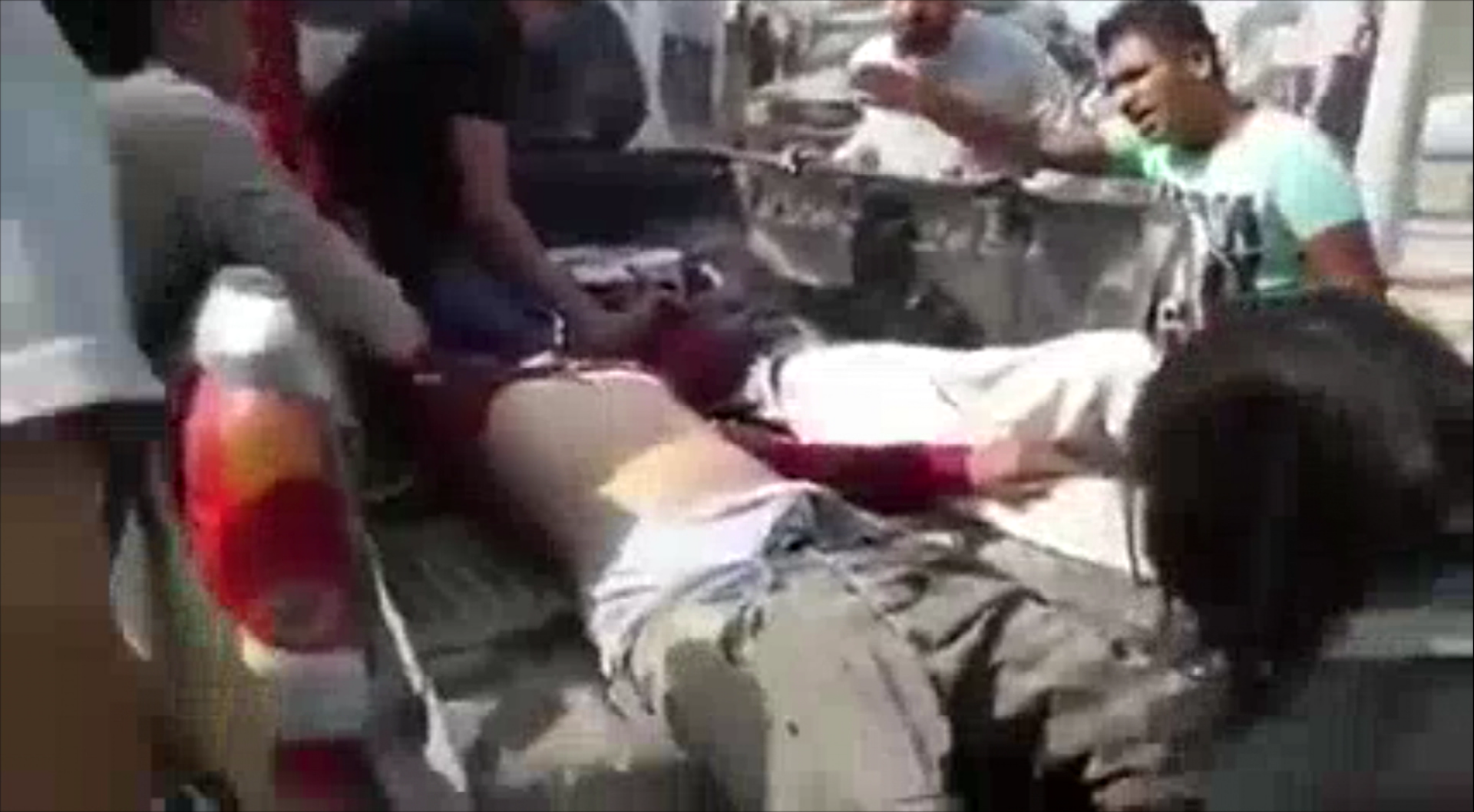 Teqînek li Reqayê rûda û 8 kes hatine kuştin